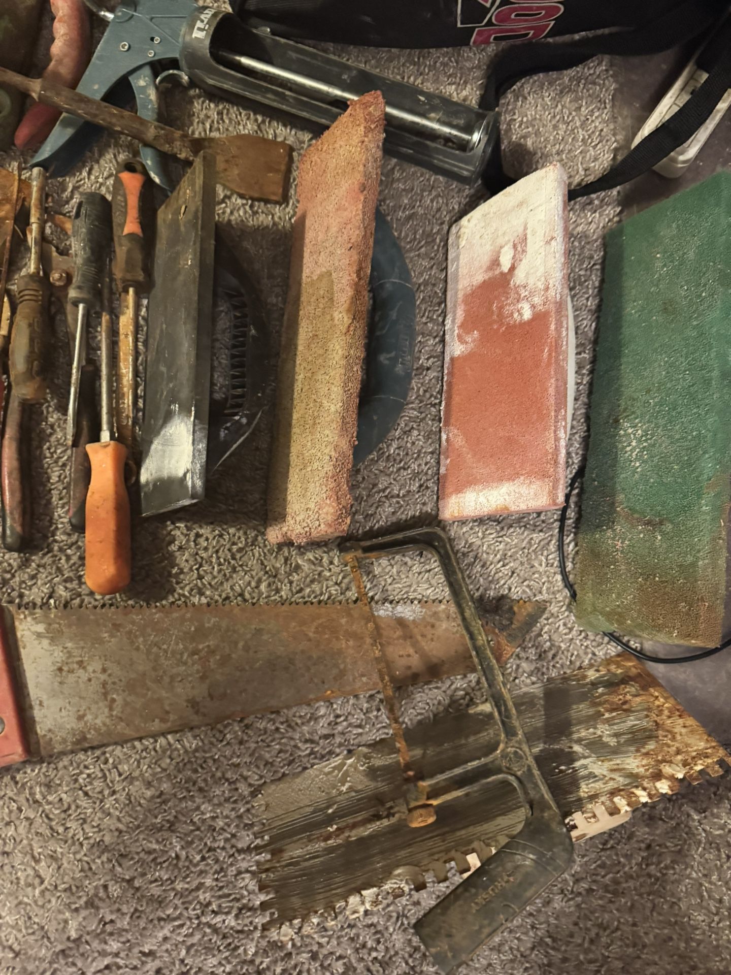 Hand Tools 