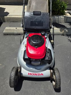 Honda mower