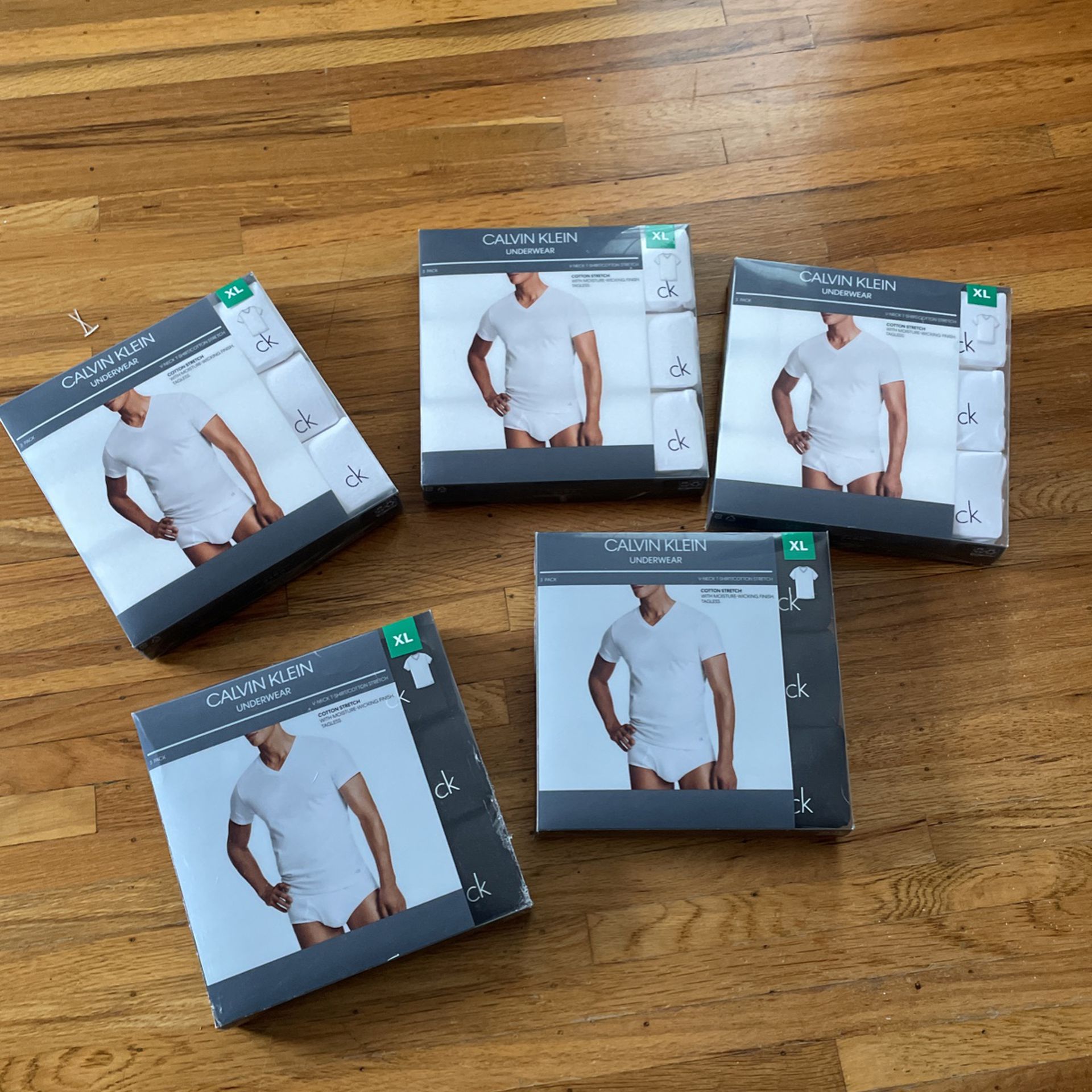 Calvin Klein T Shirts for Sale in San Francisco, CA - OfferUp