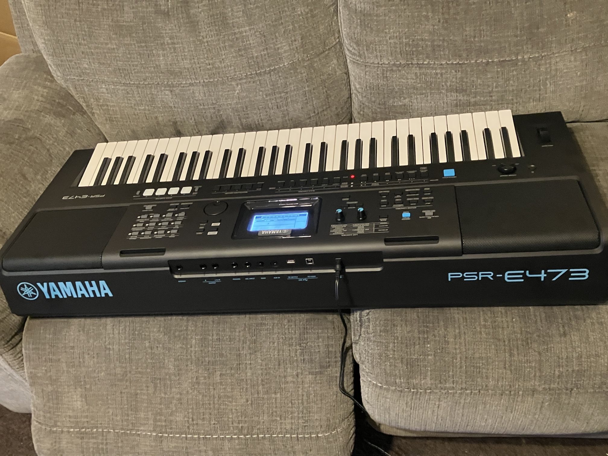 Yamaha Psr E-473 