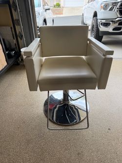 Hydraulic Salon Styling Chair White