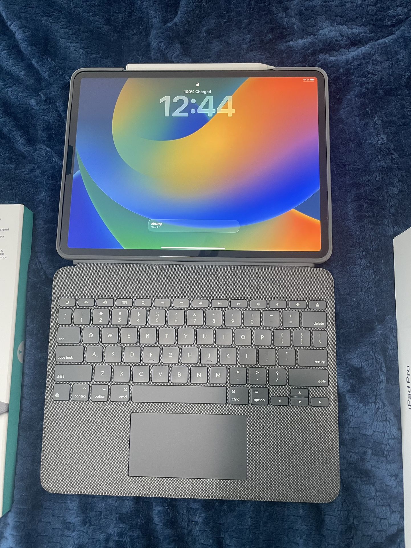iPad Pro 12.9 4th Gen w/ Apple Pencil + Magic Keyboard + Folio Case