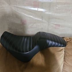 SWC USA Harley Fat Bob Seat