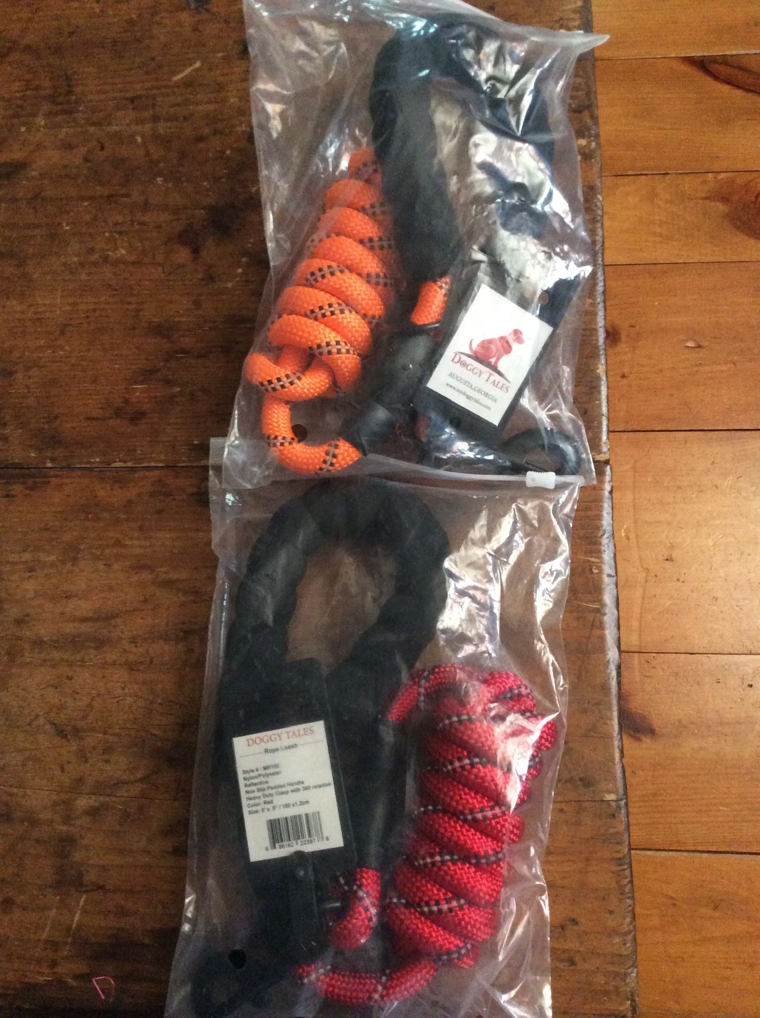 NEW”Doggy Tails” Leashes EACH