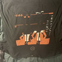 Twenty One Pilots Emotional Roadshow 2016 Tour Tshirt