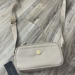 Tommy Hilfiger Crossbody Bag 