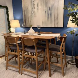 Beautiful Height Mid-Century Style Dining Set Great Condition!!! Table With 6 Chairs! I Can Deliver.