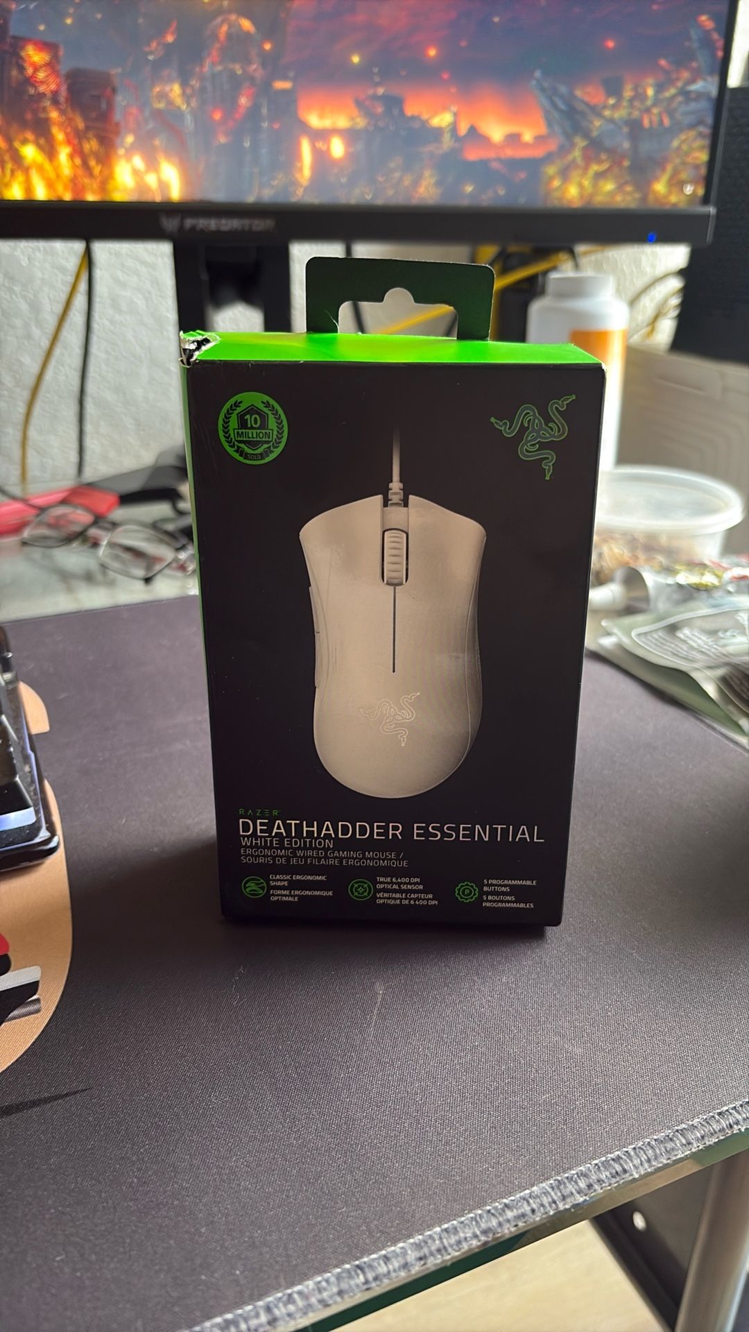 DEATHADDER ESSENTIAL Mouse.