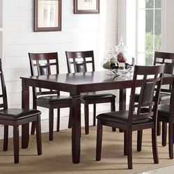 Comedor De Madera Nuevo En Caja