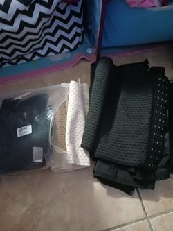 Fajas diferentes Size Large Y Mediano !
