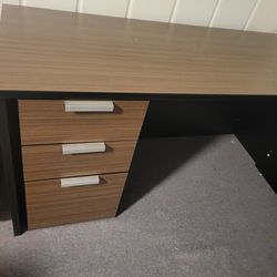 L shape Desk