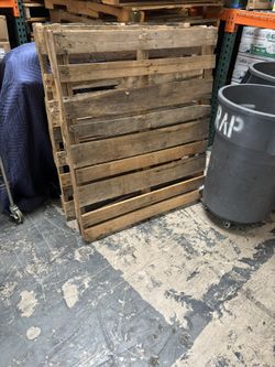 4 Way Recycled Wood Pallet- 48 x 40" for sale