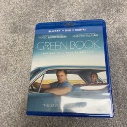 BLU-RAY™ + DVD + DIGITAL* GREEN BOOK INSPIRED BY A TRUE FRIENDSHIP MOVIE