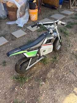Razor dirt bike
