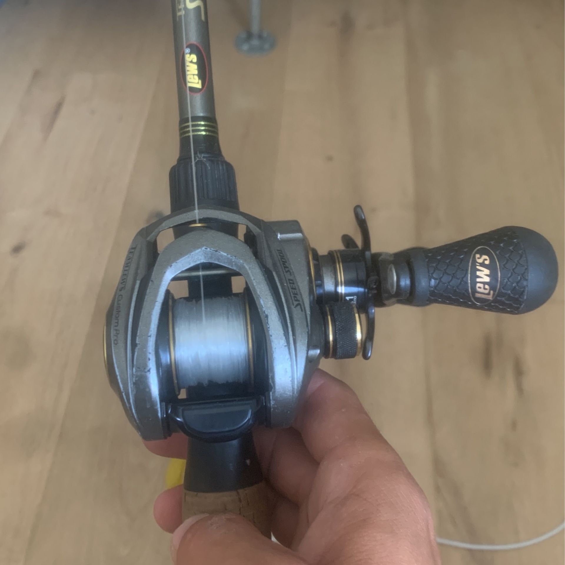 Lews Custom Pro Combo Fishing Pole Bait Caster
