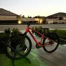 Can go on dirt and is a rode bike also