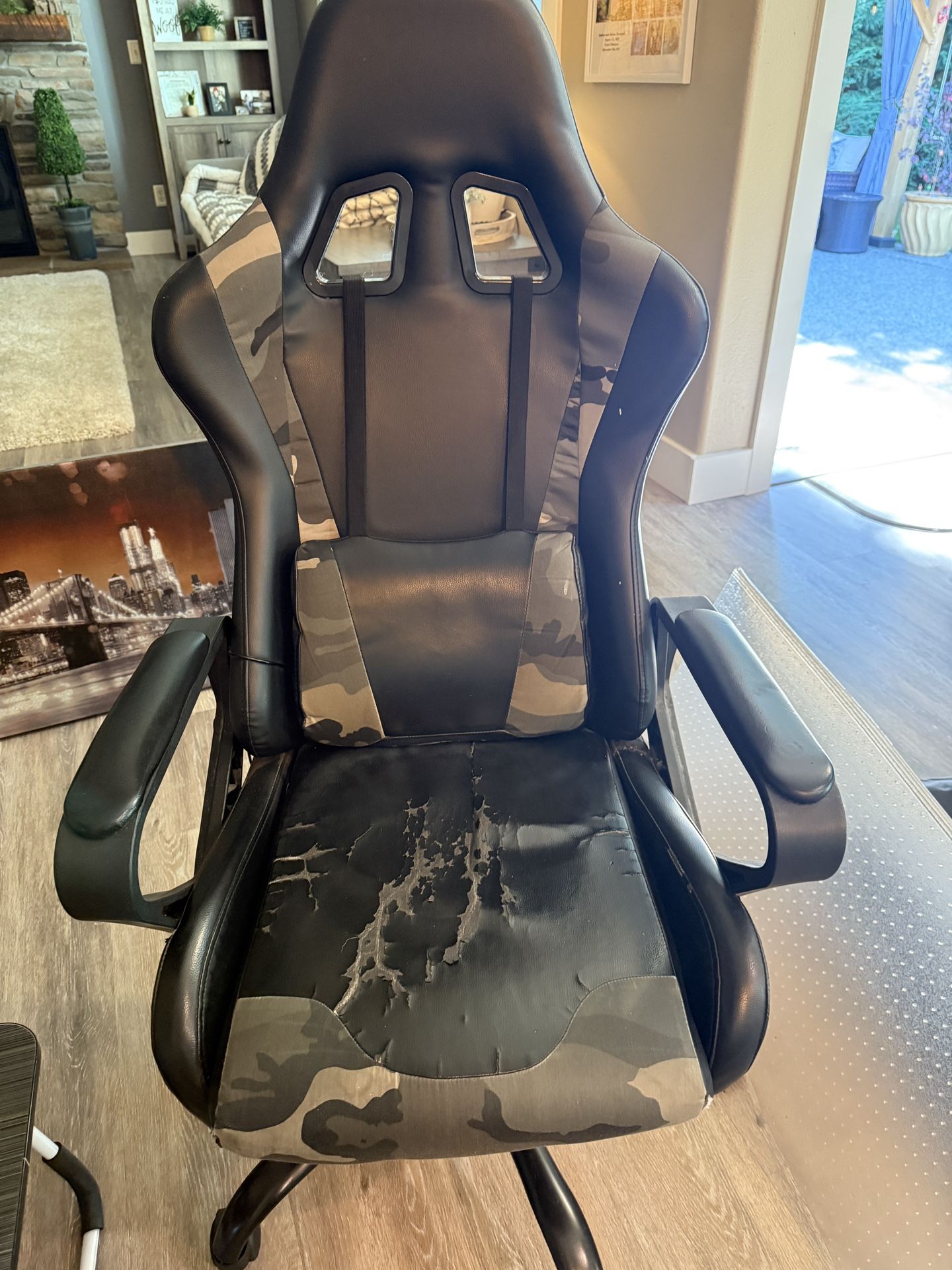Free Gaming Computer Chair