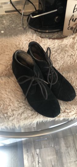 Toms wedge bootie size 6
