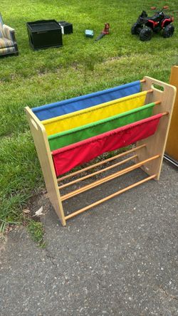 Kids shelf