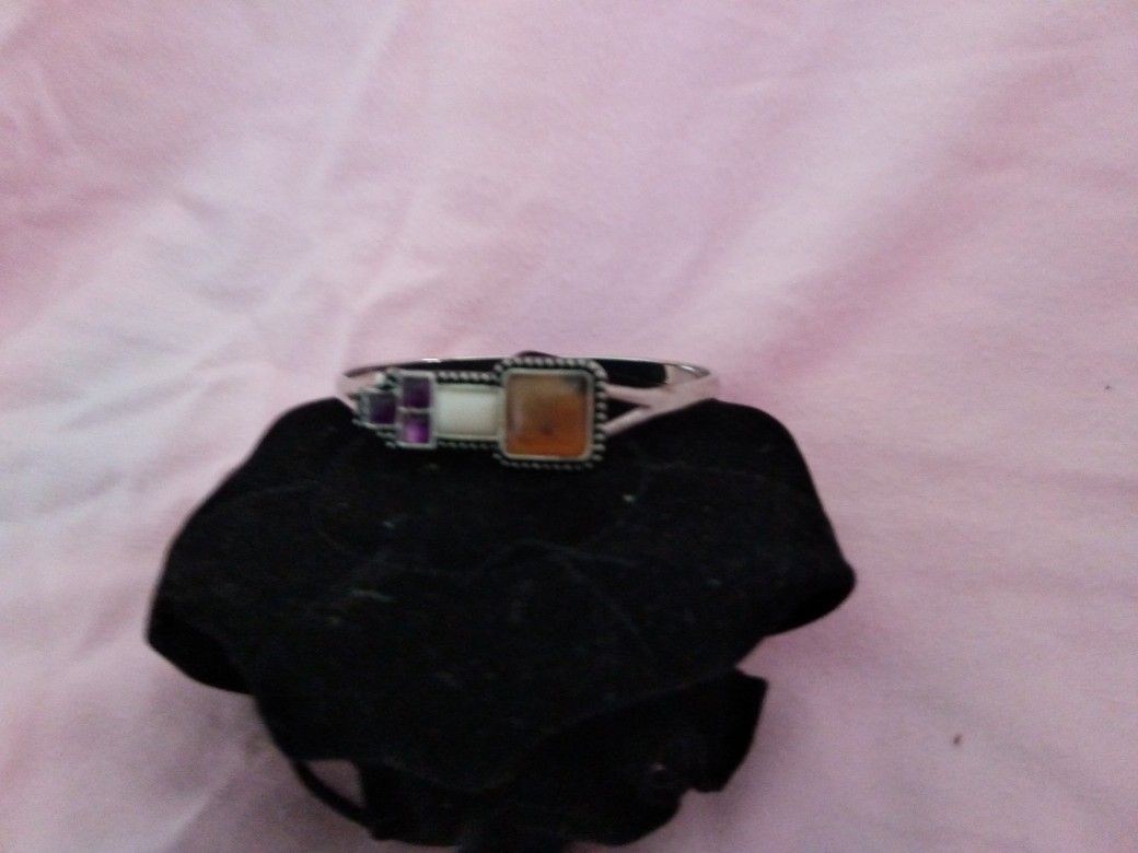 Jewelment bracelet