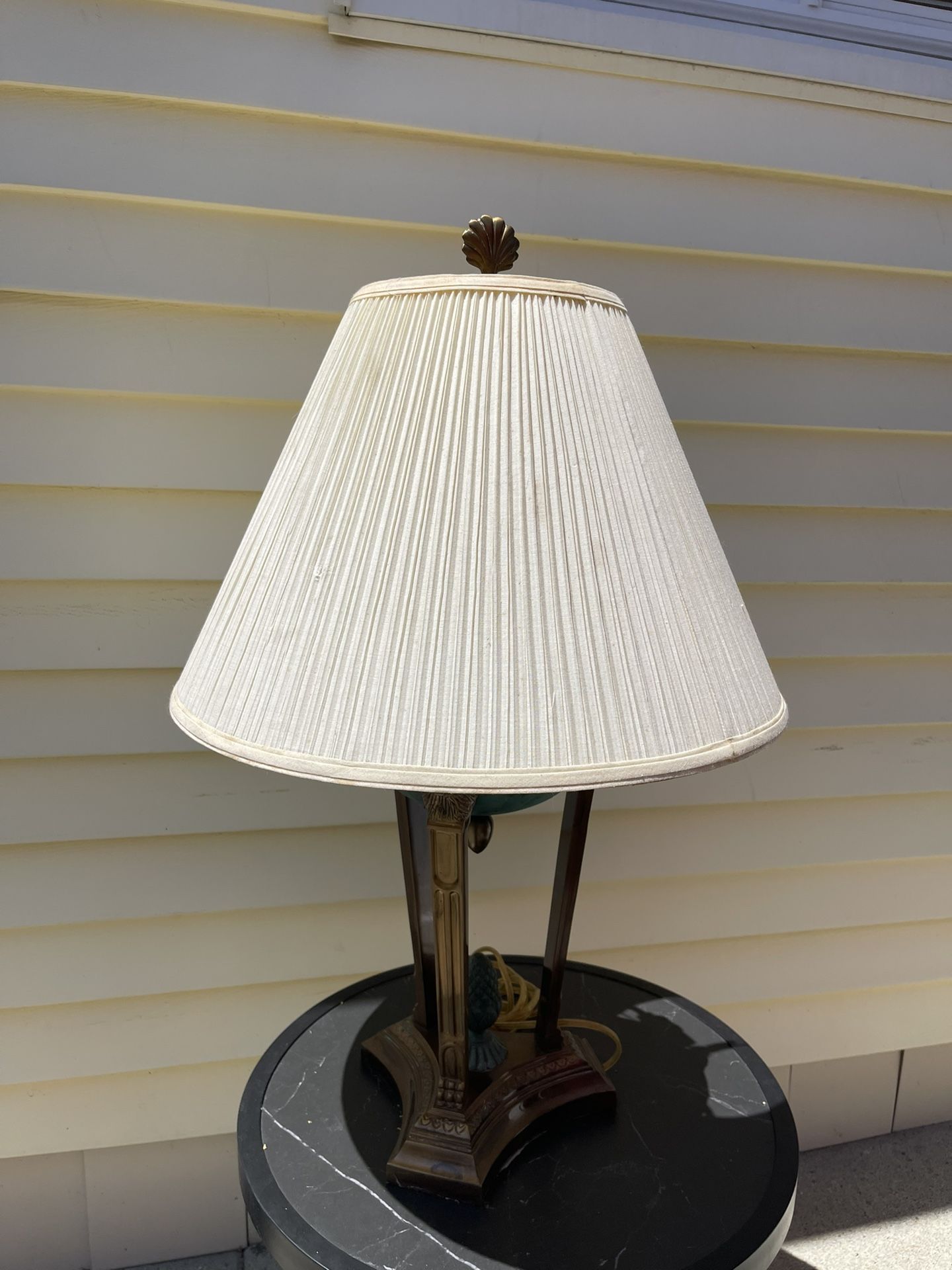 Bronze Federal Style With Lion Face And Claws Nightstand Vintage Rare Lamp