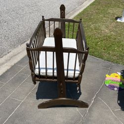 Vintage Cradle 1970’s 