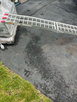 7’ Aluminum Folding Ramp