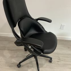 ALL33 BackStrong C1 Ergonomic Chair