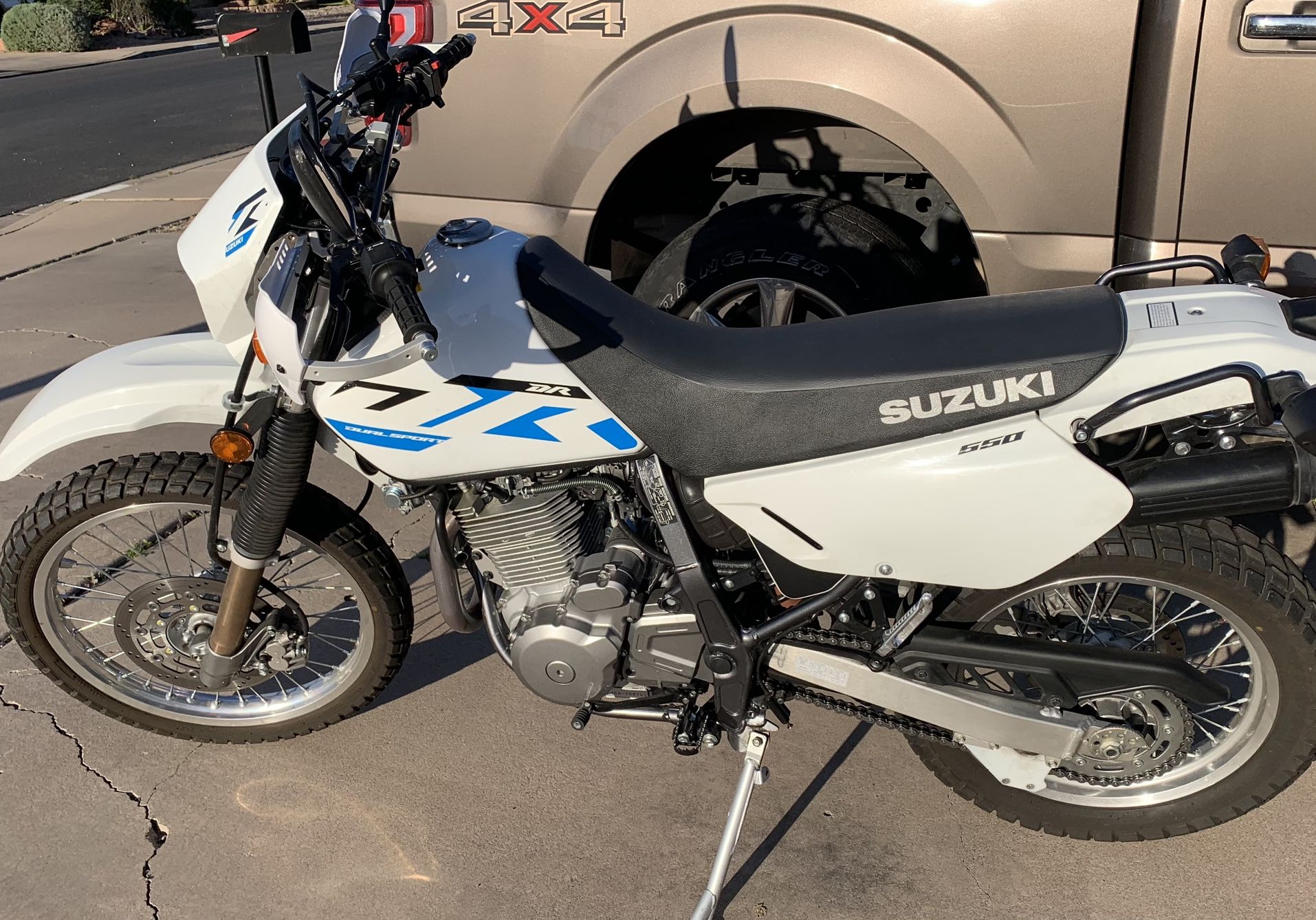 2023 Dr650 Suzuki