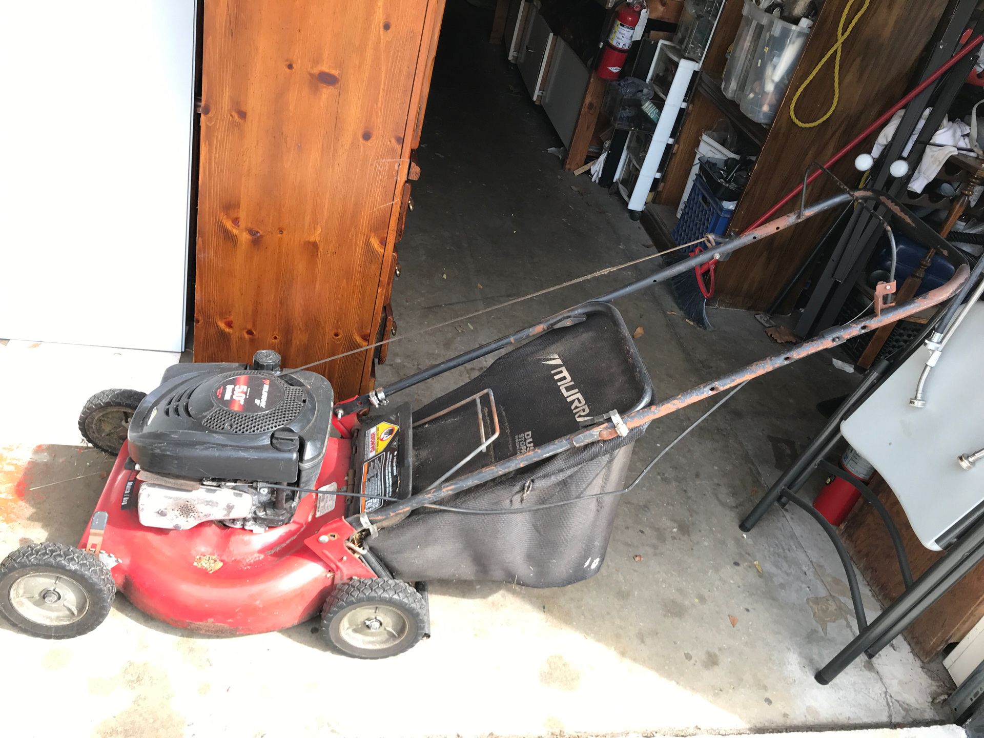 Murray 20 inch 5.0 hp quantum throttle three design mower