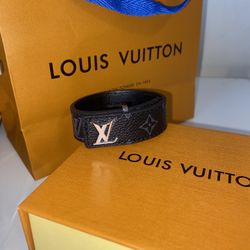 Louis Vuttion Bracelet 