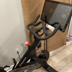 Peloton 