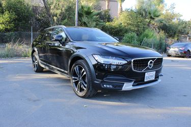 2018 Volvo V90 Cross Country