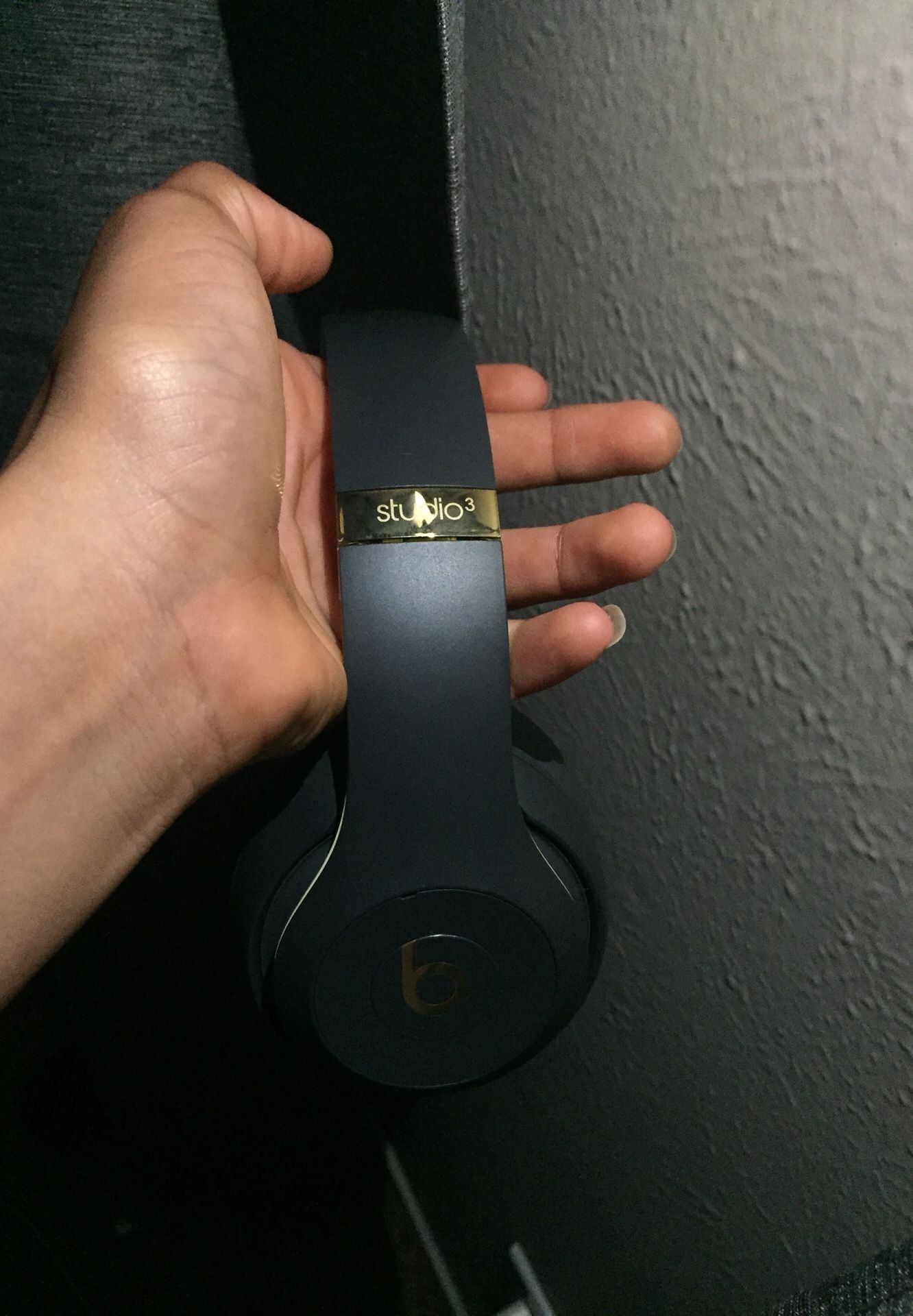 Beats wireless 3 studio