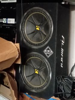 Dual 12 " Kicker Comp woofers with Almani sub Box