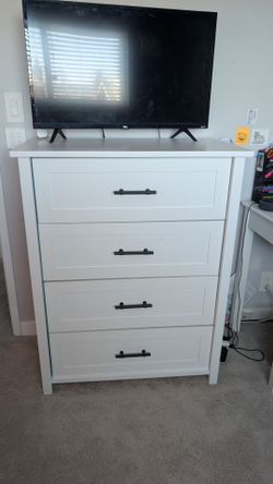 White 4-Drawer Tall Dresser