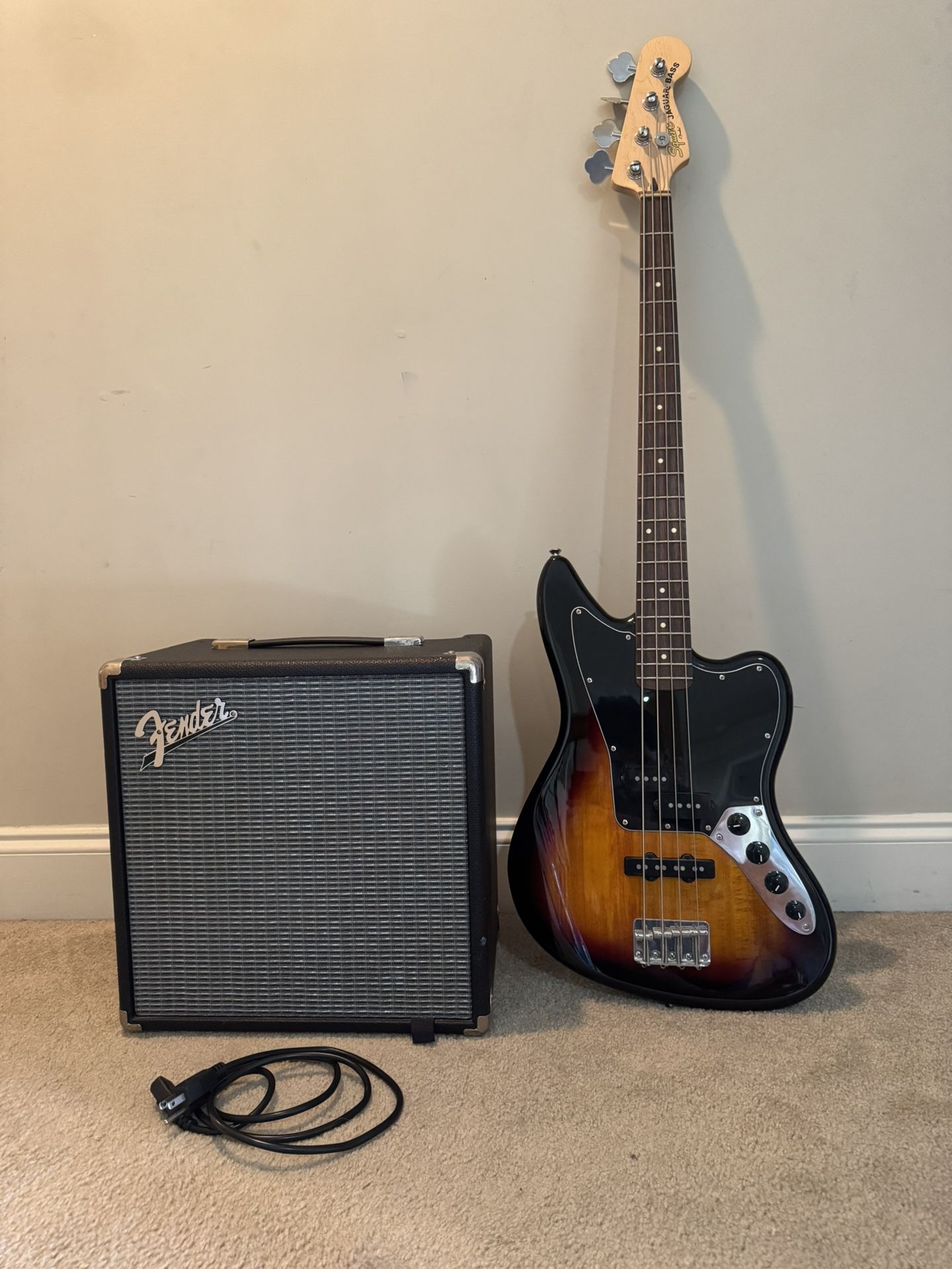 Squir Vintage & Rumble 25 Bass Amp - Barely Used!