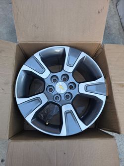 Chevy colorado z71 factory rims with tpms sensors included