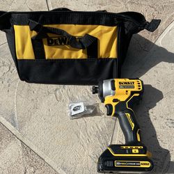 Brand New Dewalt ATOMIC 20V MAX Cordless Brushless Compact 1/4 in. Impact Driver