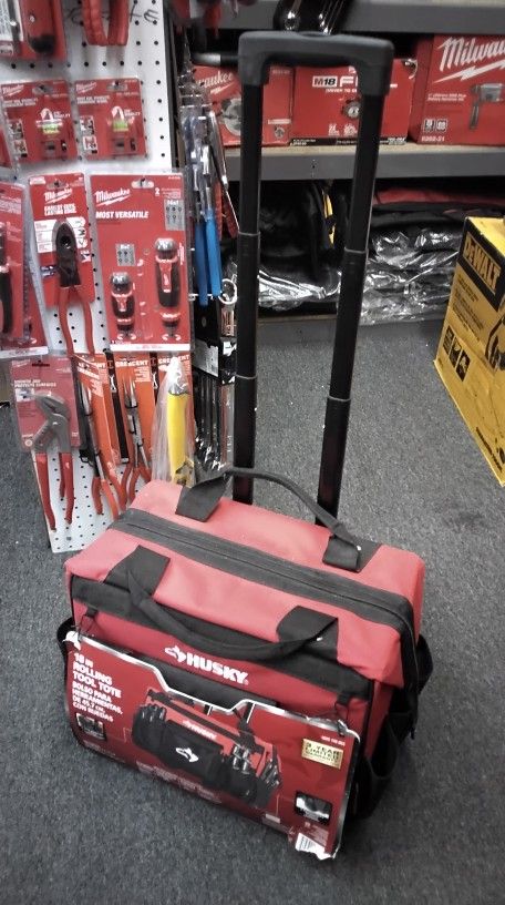 HUSKY 18 IN ROLLING TOOL TOTE