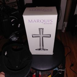 Marquis 10in Crystal Cross