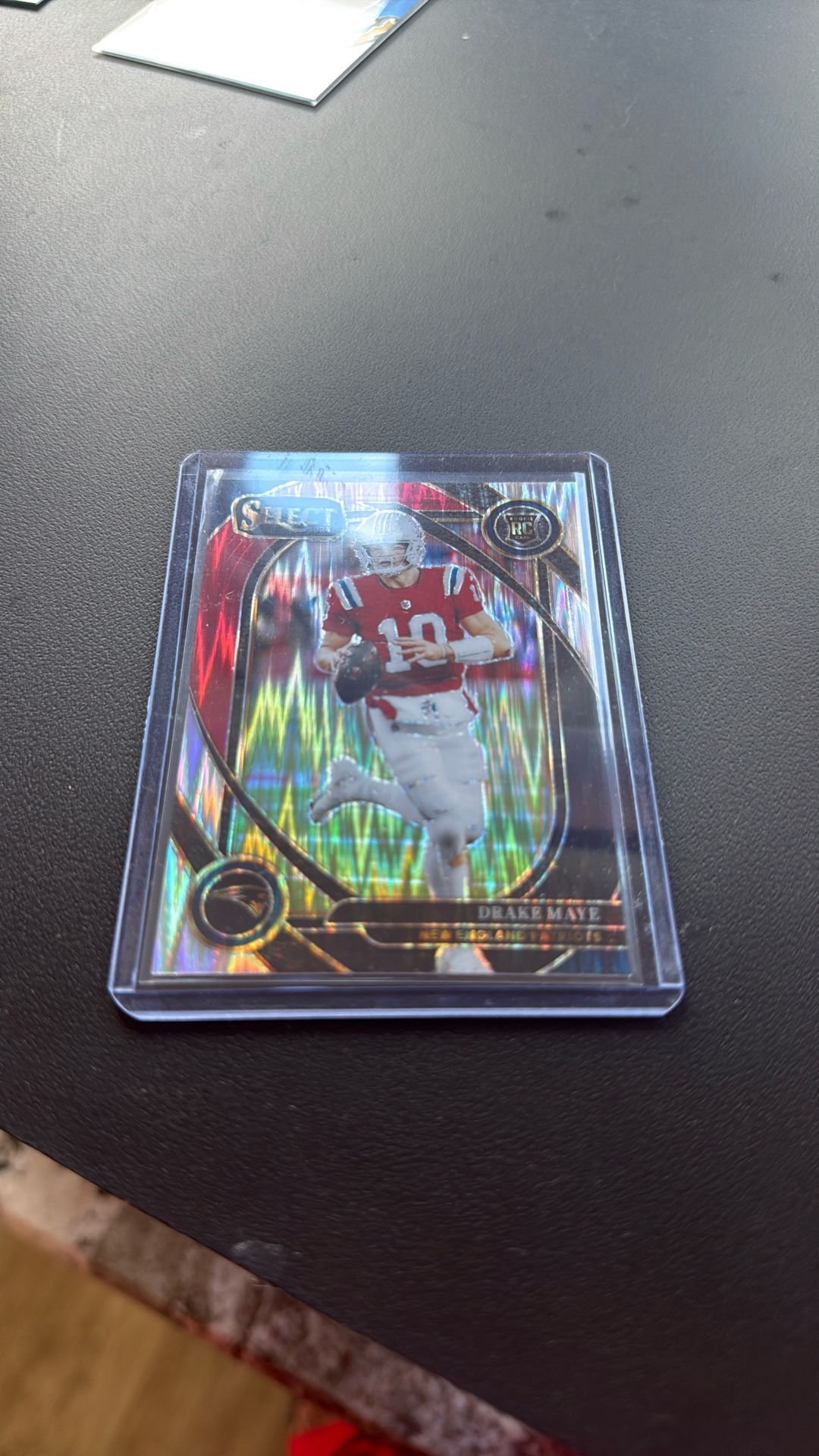 Red n Blue Shockwave Club Level Drake Maye Rookie Card