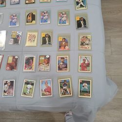 BASEBALL AND BASKETBALL CARDS FOR SALE