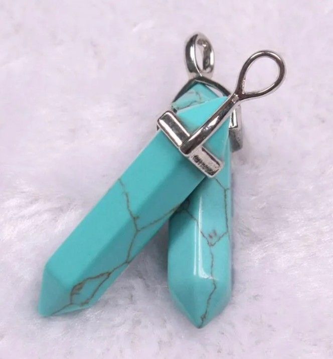 1 BRAND NEW IN PACKAGE NATURAL QUARTZ BLUE TURQUOISE REIKI GEMSTONE CHAKRA HEALING CRYSTAL HEXAGONAL POINT NECKLACE PENDANT