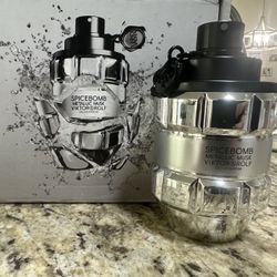 Tester Viktor & Rolf Metallic Musk