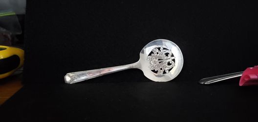 1940 Community Plate Milady Petite Vintage Bonbon Spoon