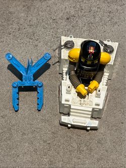 Vintage 1984 Robo Force Toy Bundle Wrecker Cruiser