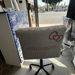 Hello Kitty “Cutie “Swivel Vanity Chair