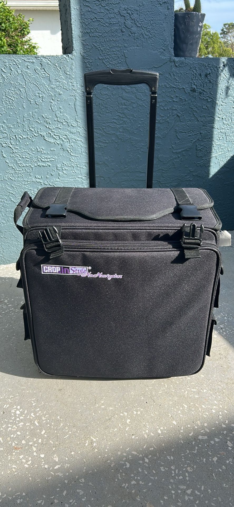 Crop In Style Navigator Rolling Tote