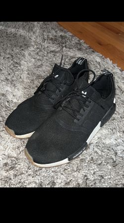 NMD_R1 PRIMEBLUE SHOES BLACK